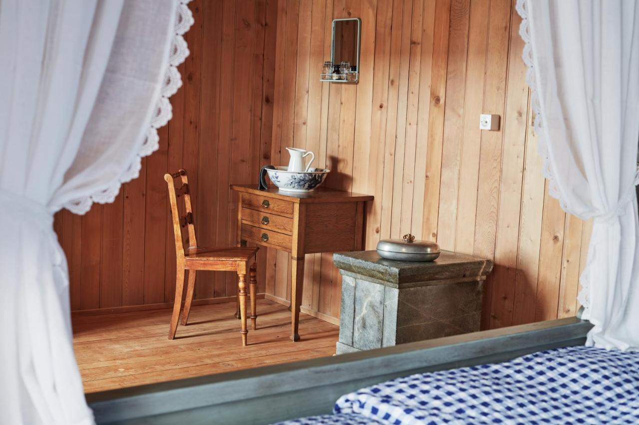 Nostalgie Bed & Breakfast Chraemerhus Curaglia Ngoại thất bức ảnh